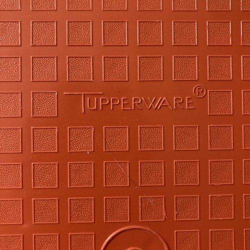 Vintage Tupperware 1294-6 Meat Keeper Marinade Container Lid Paprika Red Orange - Picture 10 of 16