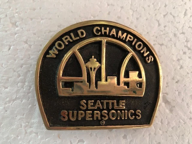 Heritage Mint Registered Collection Solid Brass 1979 Seattle Sonics Belt Buckle - Image 2 of 4
