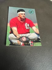 1995 Topps Stadium Club Virtual Reality Baseball Card #10 Rene Arocha (Q2)