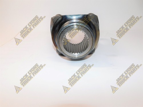5-4-4391 New Dana Spicer END YOKE - OEM - Picture 5 of 5