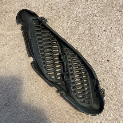 99-04 Ski Doo MXZ 600/700/800 440 Right Hood Vent Grill Black ZX