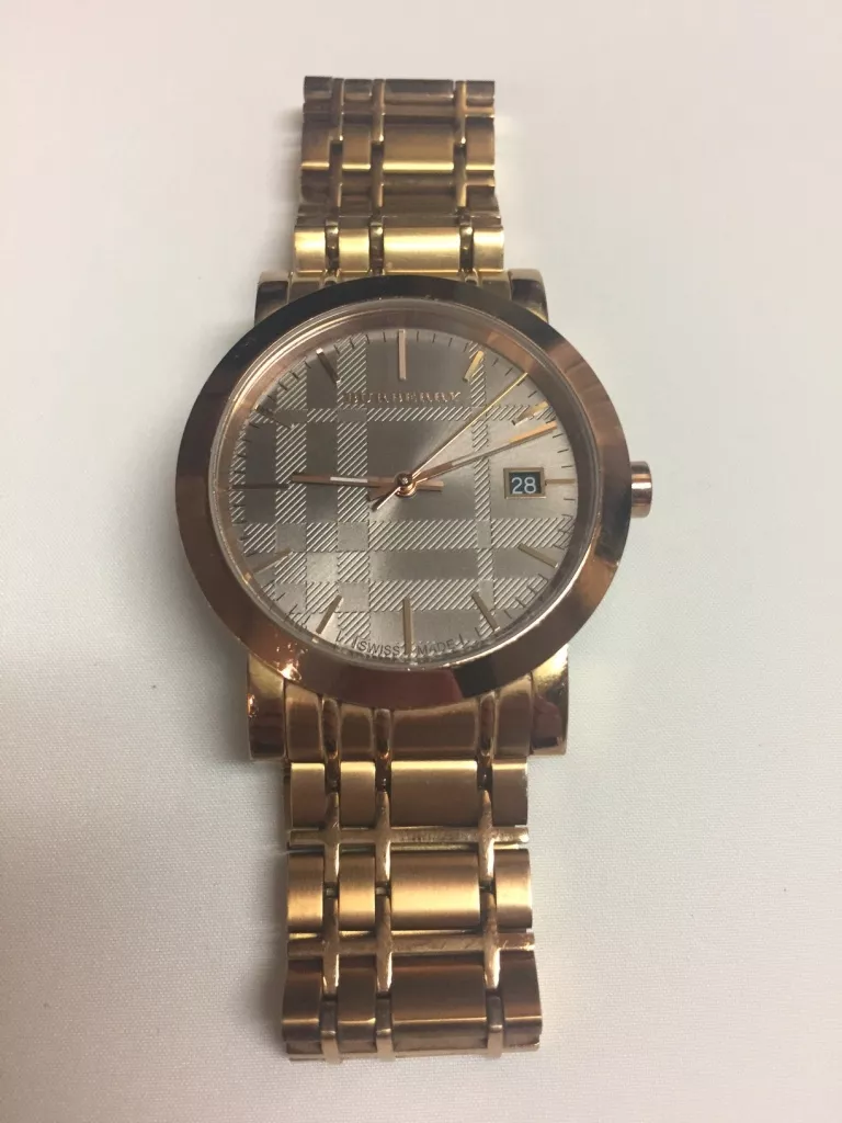 Burberry gold best sale plated watch