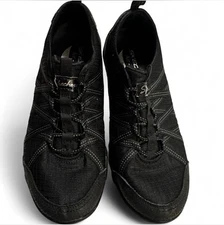 Skechers PARADISE Women Active Arch Fit Black Walk Sneaker Casual Loafer Size 6