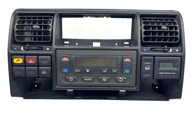 1999-2004 Land Rover Discovery 2 Radio Stereo Control Panel Bezel Air Vent OEM
