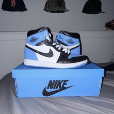Nike Air Jordan 1 Retro High OG University Bl...