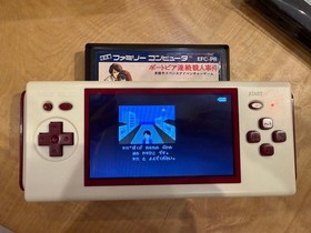 Famicom compatible portable console HG-938 with classic games