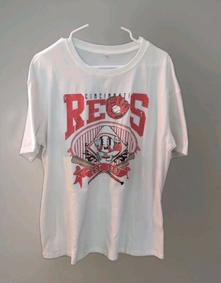 Cincinnati Red Established 1981 White Men s Size M  T-shirt