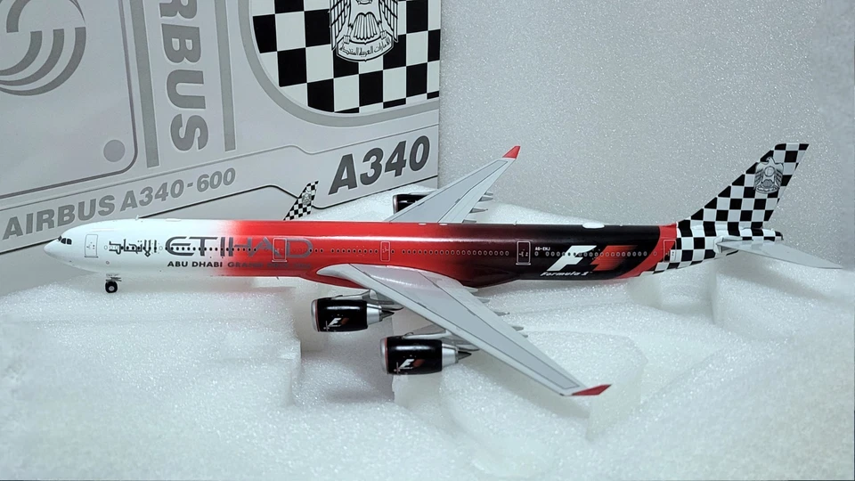 JC Wings 1:200 Etihad Airways Formula 1 livery Airbus A340-600 A6-EHJ XX20692