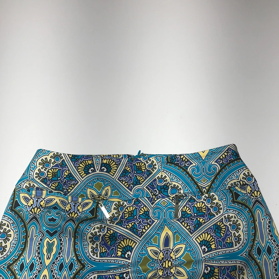 Saia East 5th Petite Feminina Tamanho 6P Estampa Azul Reta Elástica Comprimento do Joelho - Imagem 3 de 4