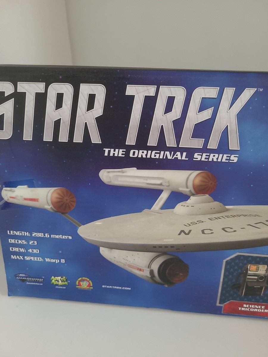 Diamond Select Starship Legends Star Trek TOS USS Enterprise NCC