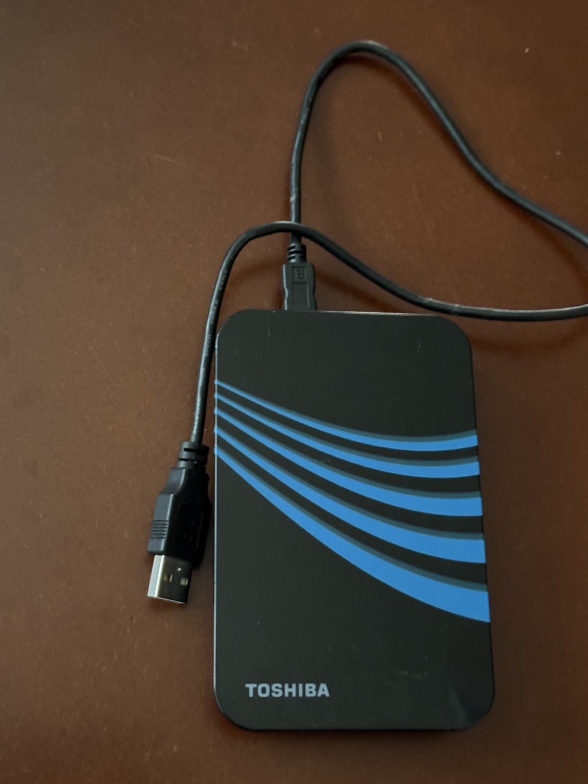 Toshiba External Hard Drive Self Powered USB 2.0 Portable 400GB 2.5