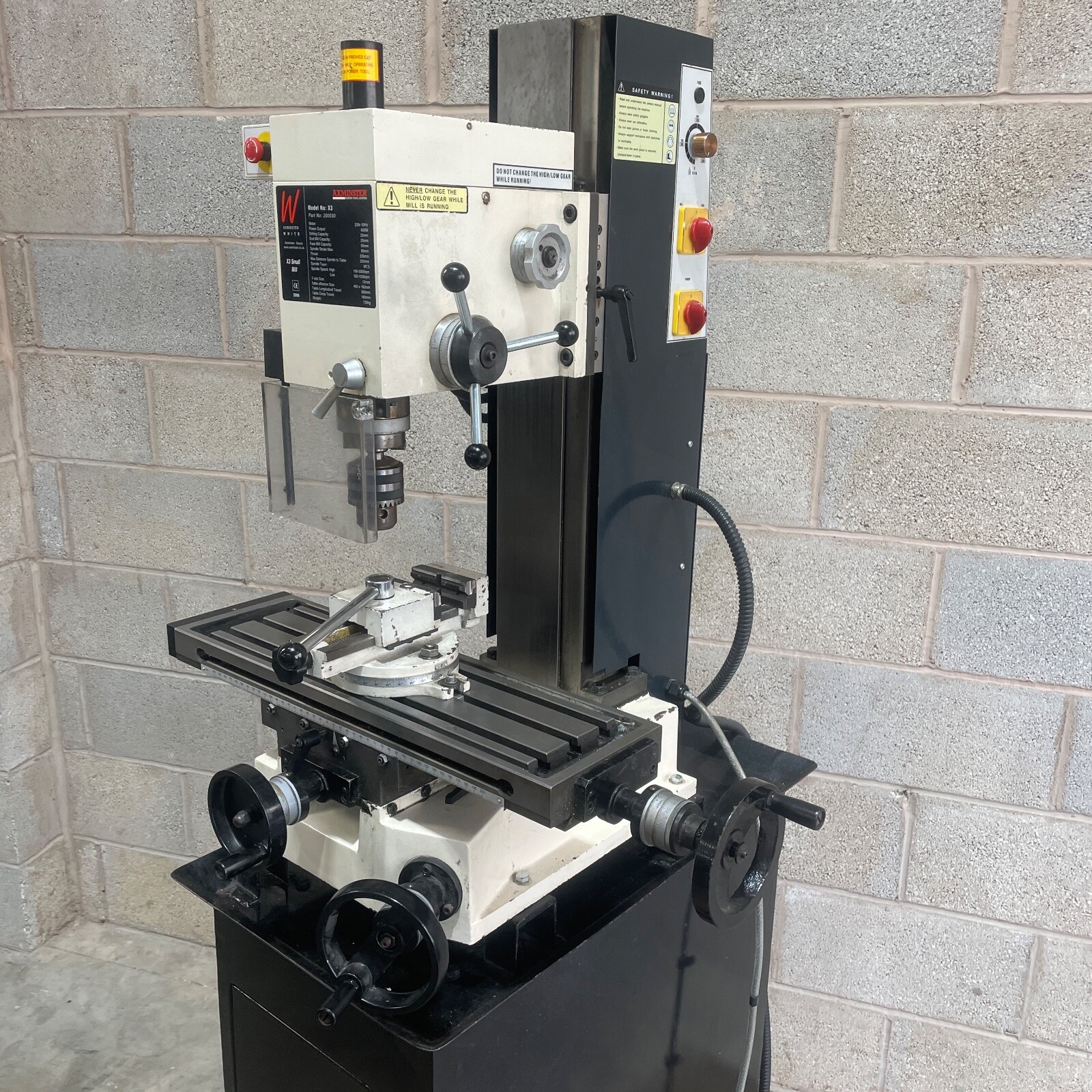 Axminster X3 Milling Machine on Stand 230v eBay