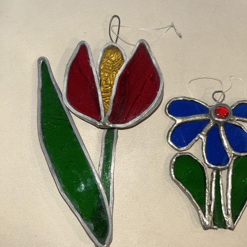 Vintage Stained Glass Sun Catchers Red Tulip blue Daisy Flowers Hand Made - Picture 2 of 6