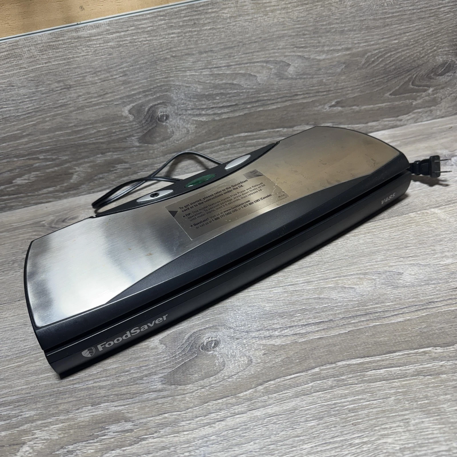 FoodSaver Vacuum Sealer V485 Automatic Silver Countertop 120V Food Saver Unit