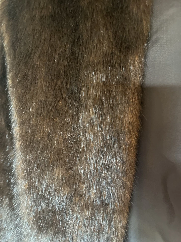 Worthington Women’s Brown Faux Fur Vest Size Small Lined No Closure - Image 4 of 4