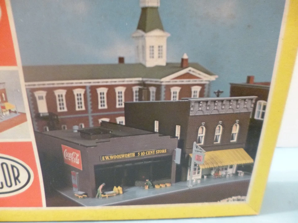 CON COR - HELJAN N -SCALE WOOLWORTHS 5 & 10 #604 - Image 2 of 4