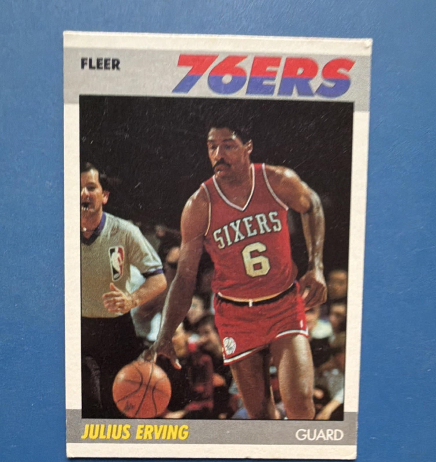 Fleer Julius Erving #35 Philadelphia 76ers Basketball Trading Card 1987-88