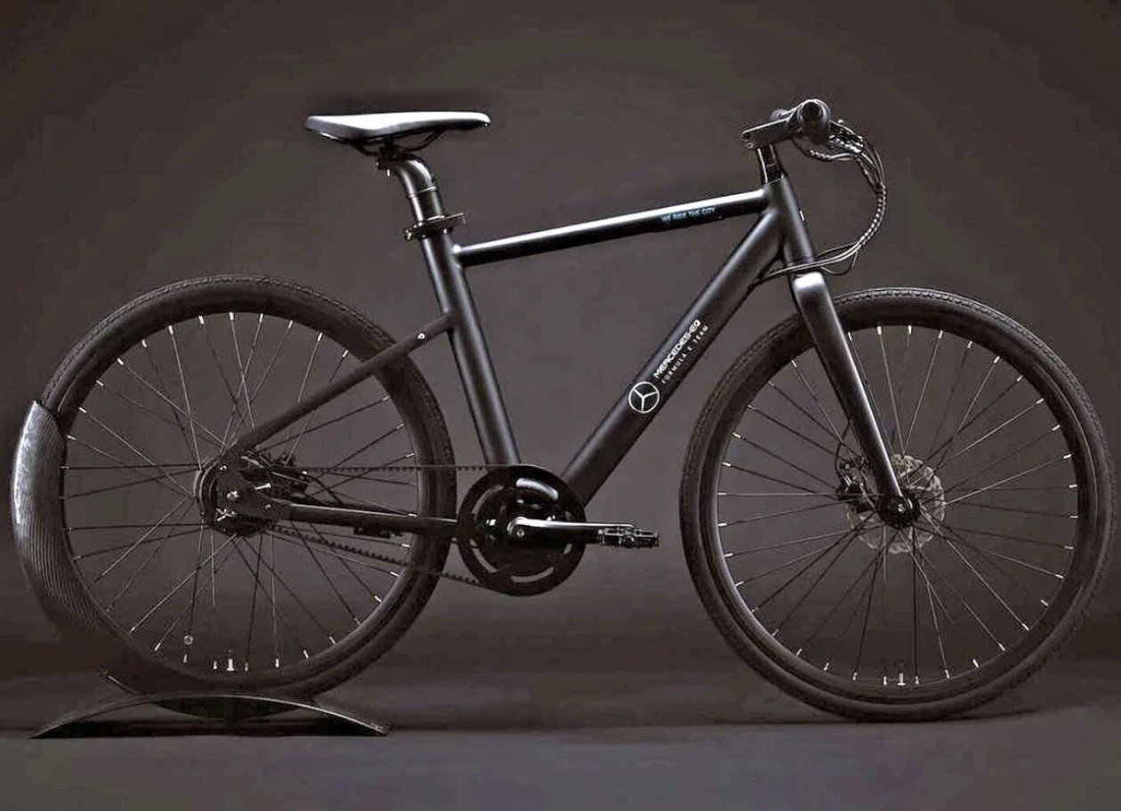 Mercedes-Benz EQ Formula E-Bike w Belt Drive, Auto shift, Mid Drive Motor LARGE