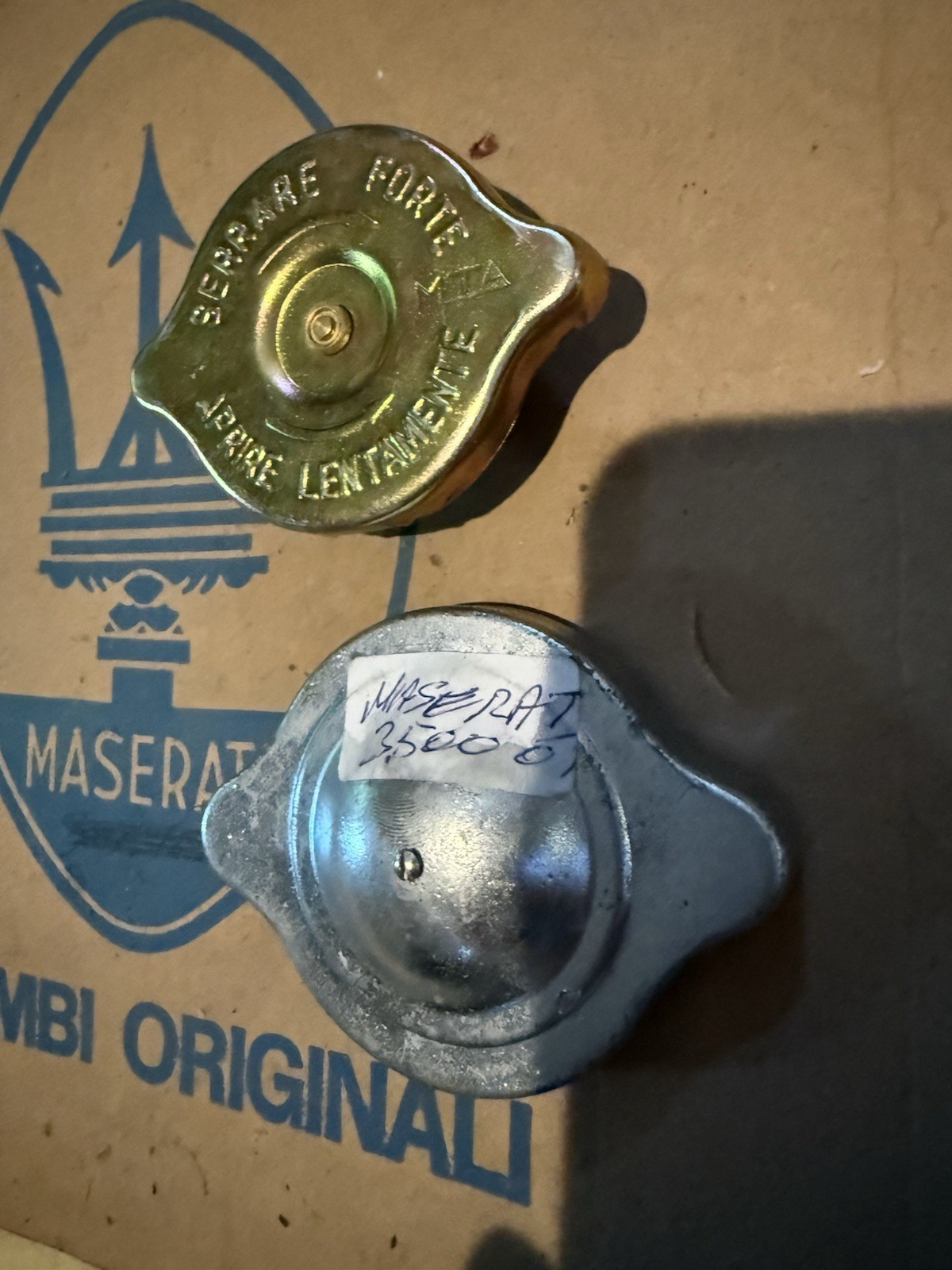 Maserati 3500 Sebring Gas Cap Radiator Cap