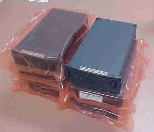 Qty 1 Compaq 380589-B21 18GB 10k Drive