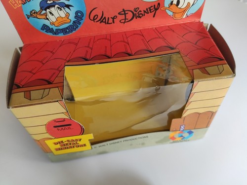 Vintage Disney Die Cast Donald Duck 1983 ESCI All Heroe in Car NEW - Picture 20 of 24