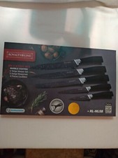 Set neuf de 5 couteaux + 1 éplucheur en bonus Royalty Line