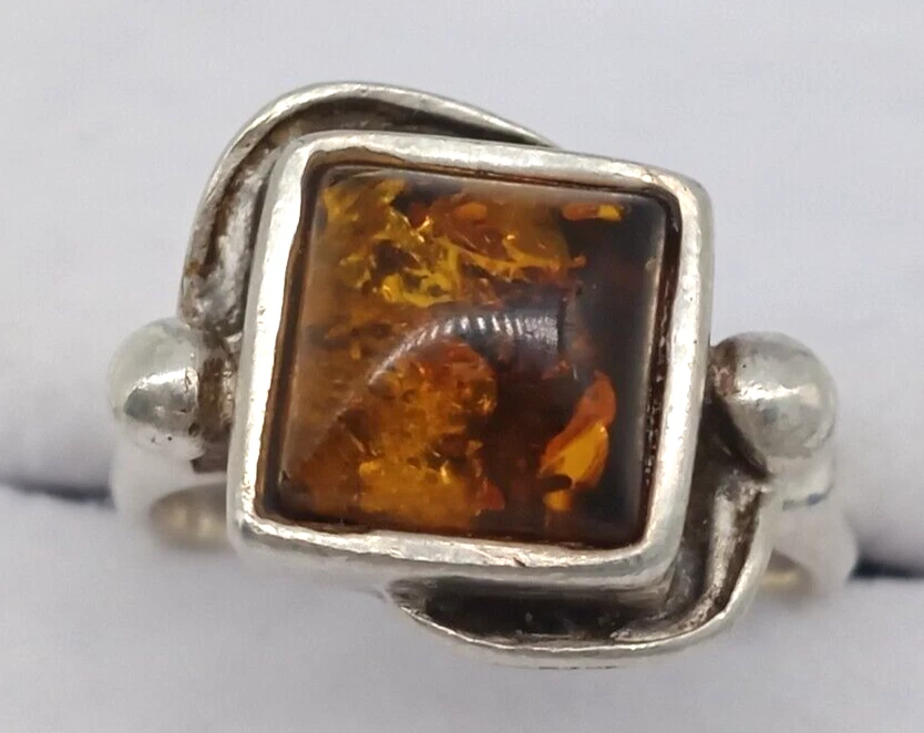 Anillo De Plata De Ley Con ámbar Báltico Auténtico | Diseño Moderno GL414 | Joyería Artesanal De Polonia
