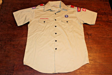 Boy Scouts of America BSA Men's Shirt Tan Large Sewn Patches Short Sleeve