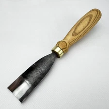 Hand-Forged Carving Gouge – Carbon Steel Blade, Ash Handle, Precision Wood Tool