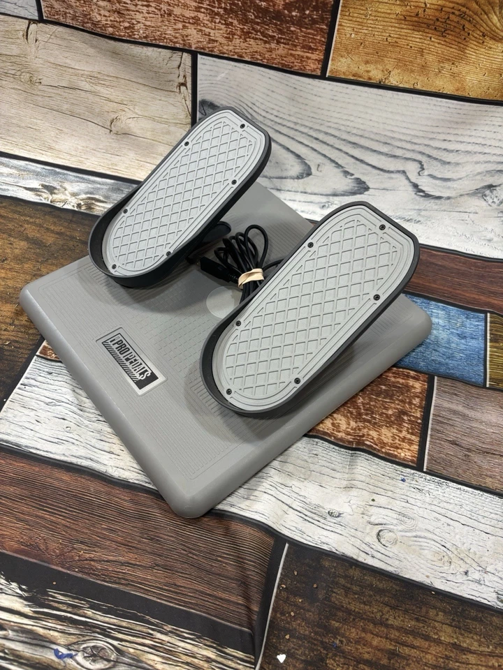 CH Products Flight Sim Yoke and Pro Pedals USB PC Simulator Game FSY211U PPU995 - Image 2 of 4