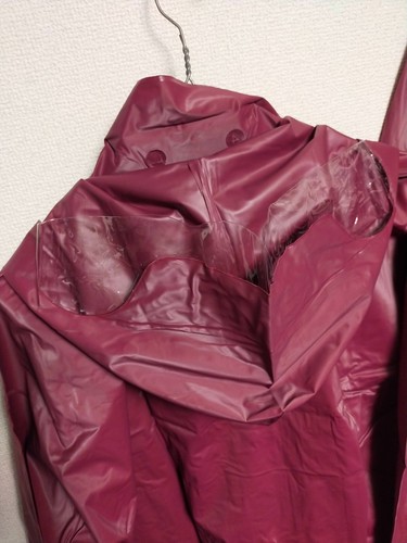 Retro made in Japan wine red vinyl rainsuits jacket and pants PVC - Picture 17 of 24