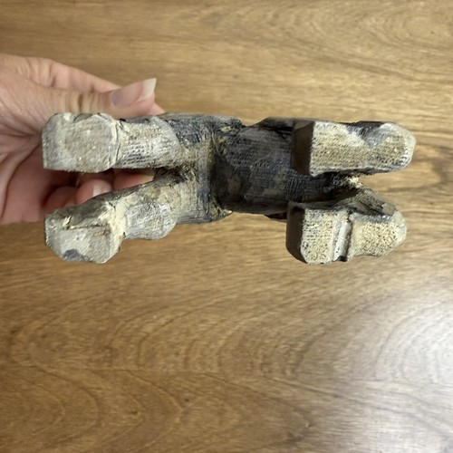 Vtg Wood Hand Carved Howling Dog Primitive Sculpture Figure Art Lt Weight Wood - Picture 5 of 11