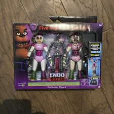 Jazwares Five Nights at Freddy's Endo Series Glamrock Chica  Shattered Chica