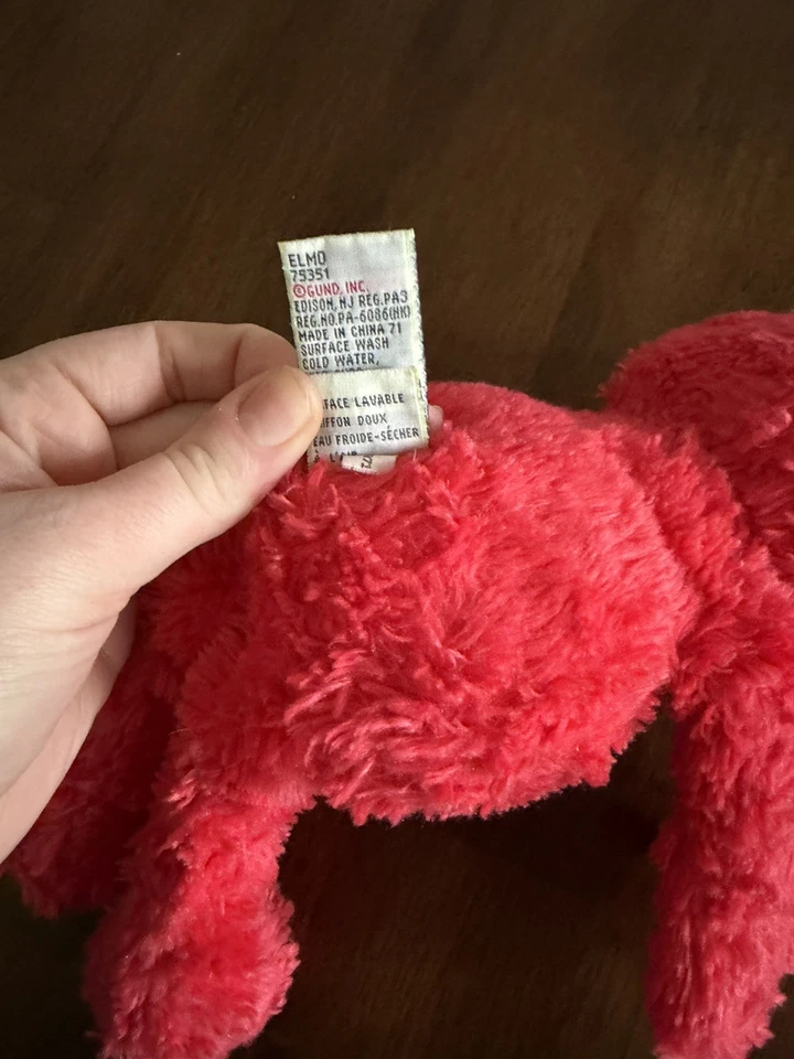 GUND Sesame Street Official Elmo Muppet Plush Vintage 2002 Y2K Cartoon Stuffie - Image 2 of 4