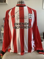 James Beattie Southampton Match Worn Signed Shirt No.9 2004/05 – Damaged