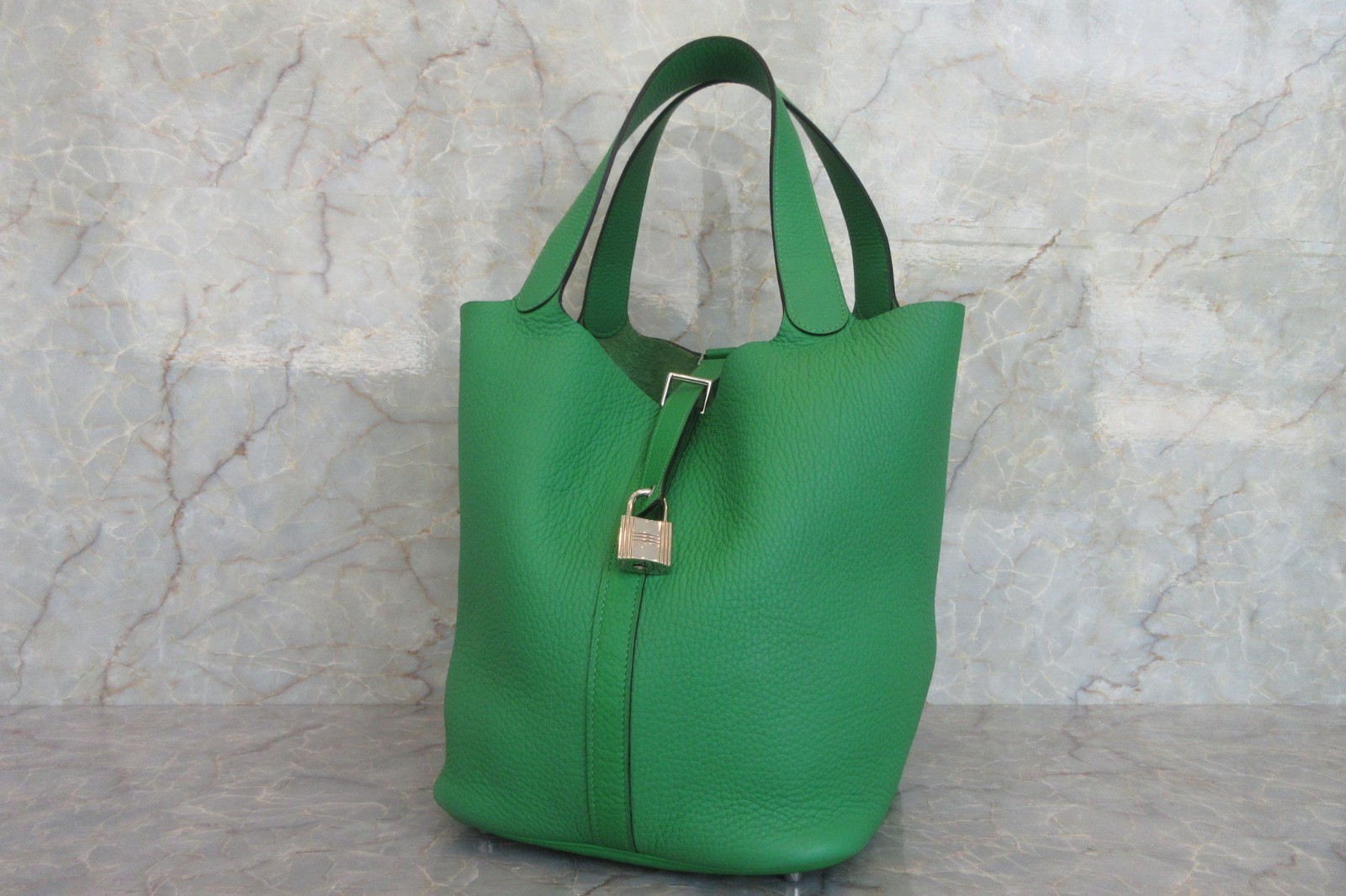 HERMES Picotin Lock GM Clemence Leather Handbag in Bambou Green with Stamp T 2015