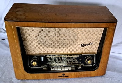 Nachlass-Sammler-Altes Röhrenradio Telefunken Rondo 55-Bastler-Patina-Ansehen