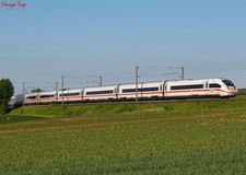 Trix DBAG ICE4 TW2.2 2nd Class Coach VI Maßstab 1:87, Spur HO