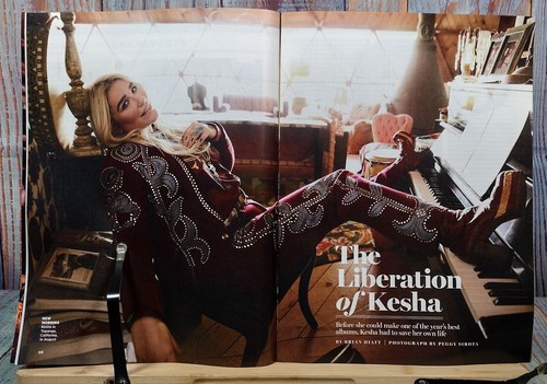 Rolling Stone Magazine #1298 OCT 19, 2017 The Liberation of Kesha - Picture 10 of 21