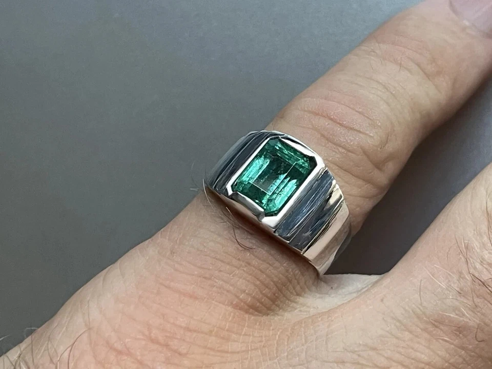 Anillo de piedras preciosas esmeralda genuino anillo hecho a mano plata de ley 925 anillo para hombre regalo Foto 2 de 4