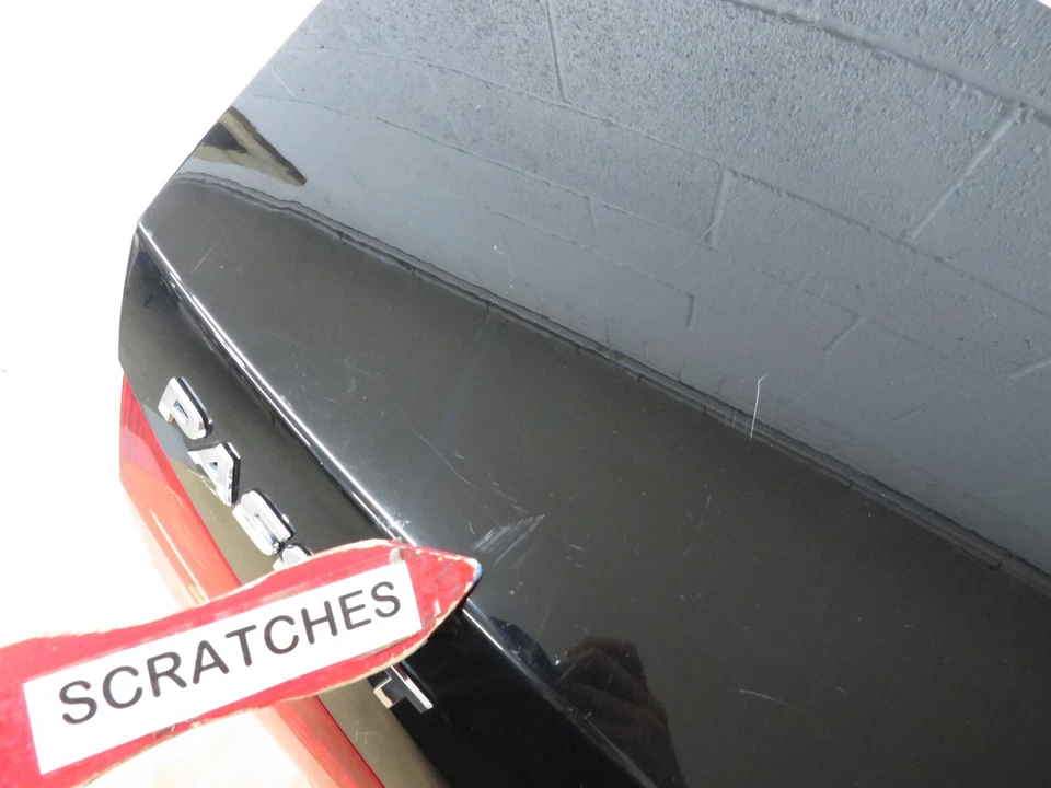 2012-2015 VOLKSWAGEN PASSAT TSI REAR TRUNK LID W/O CAMERA COMPLETE (OEM) Foto 4 de 4