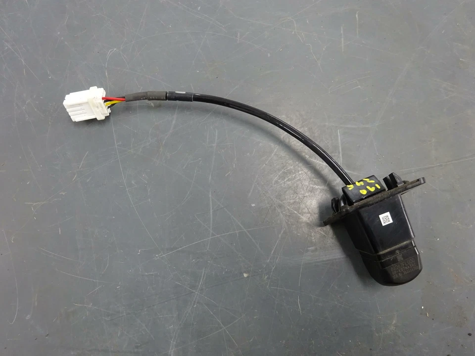 G2U SUBARU XV CROSSTREK Rear View Back Up Camera 86267FL000 2018 Foto 2 de 2