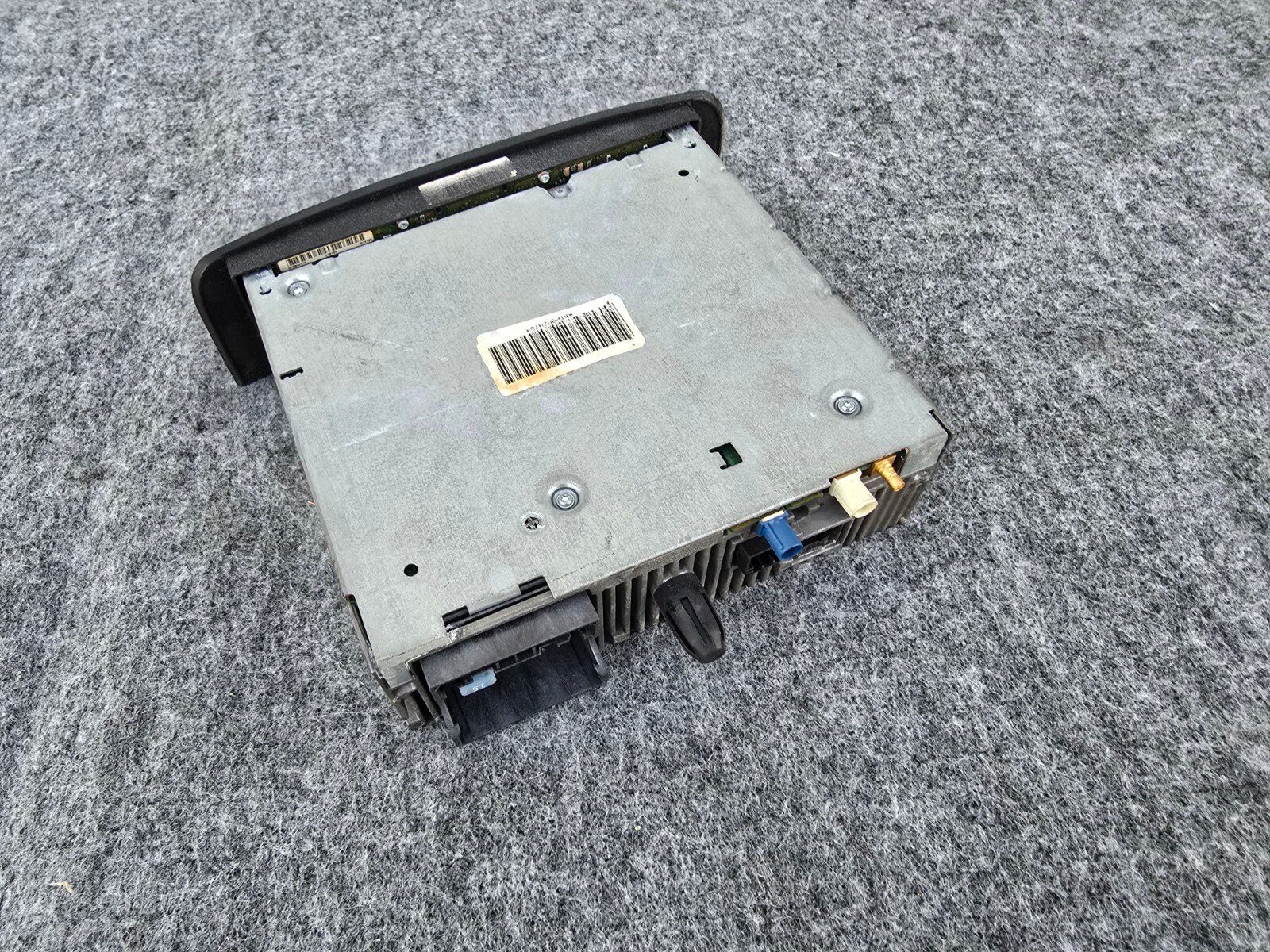 RADIO STEREO COMMAND HEAD UNIT 58k 08-19 MASERATI GRANTURISMO 4.2L M145