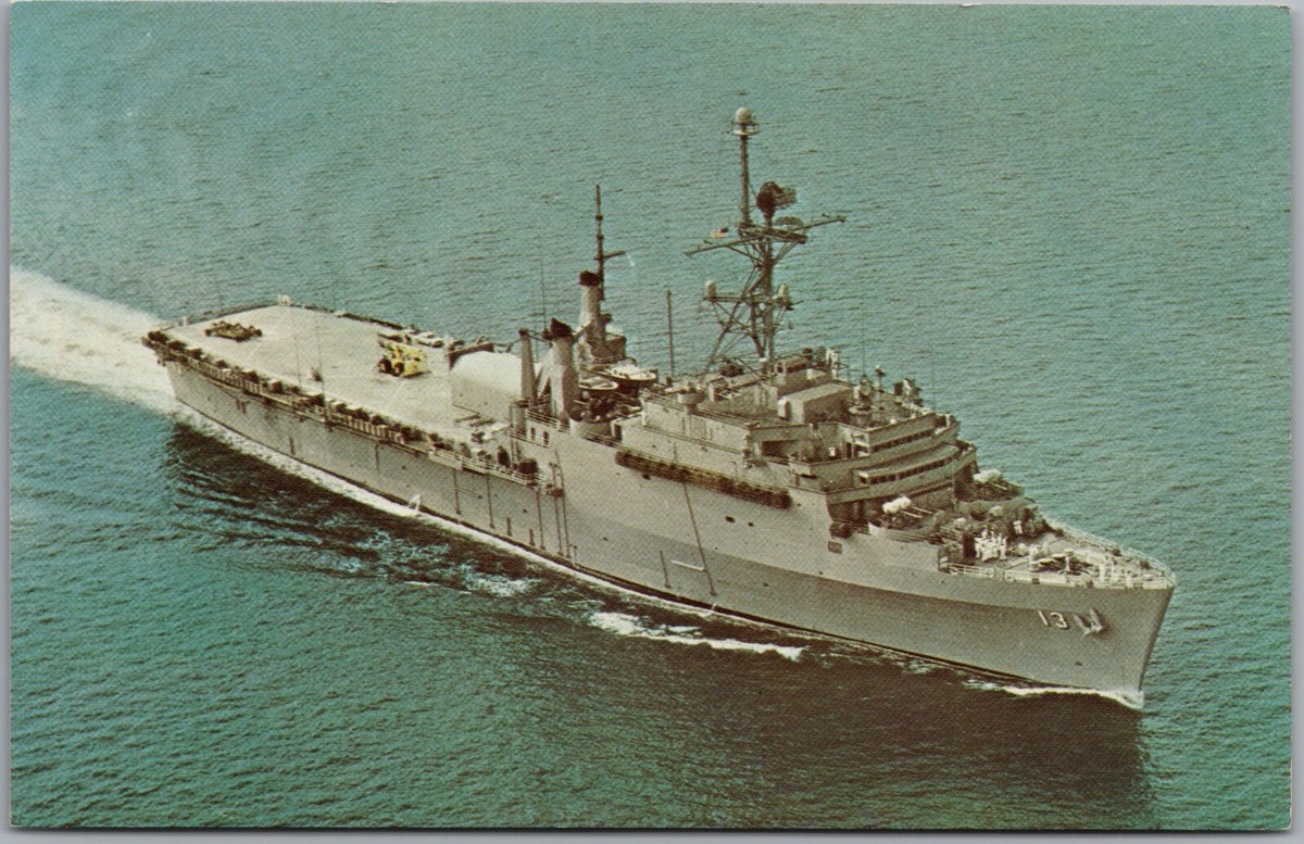 USS Nashville LPD-13 Navy Ship Postcard W292 | eBay USS Nashville LPD-13 Navy Ship Postcard W292 | eBay