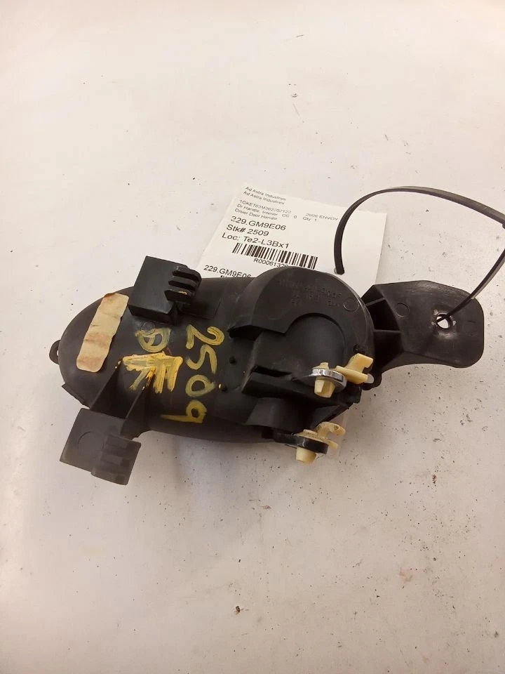 Manija de la puerta interior delantera izquierda del conductor GMC Envoy 2002-2009 probada por OEM  Foto 2 de 3