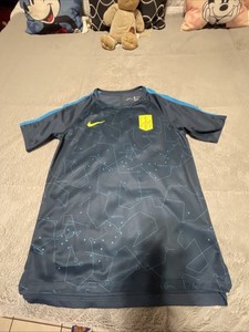 NIKE X NEYMAR JR FOOTBALL SOCCER JERSEY TEE ORIGINAL SIZE YOUNG XL
