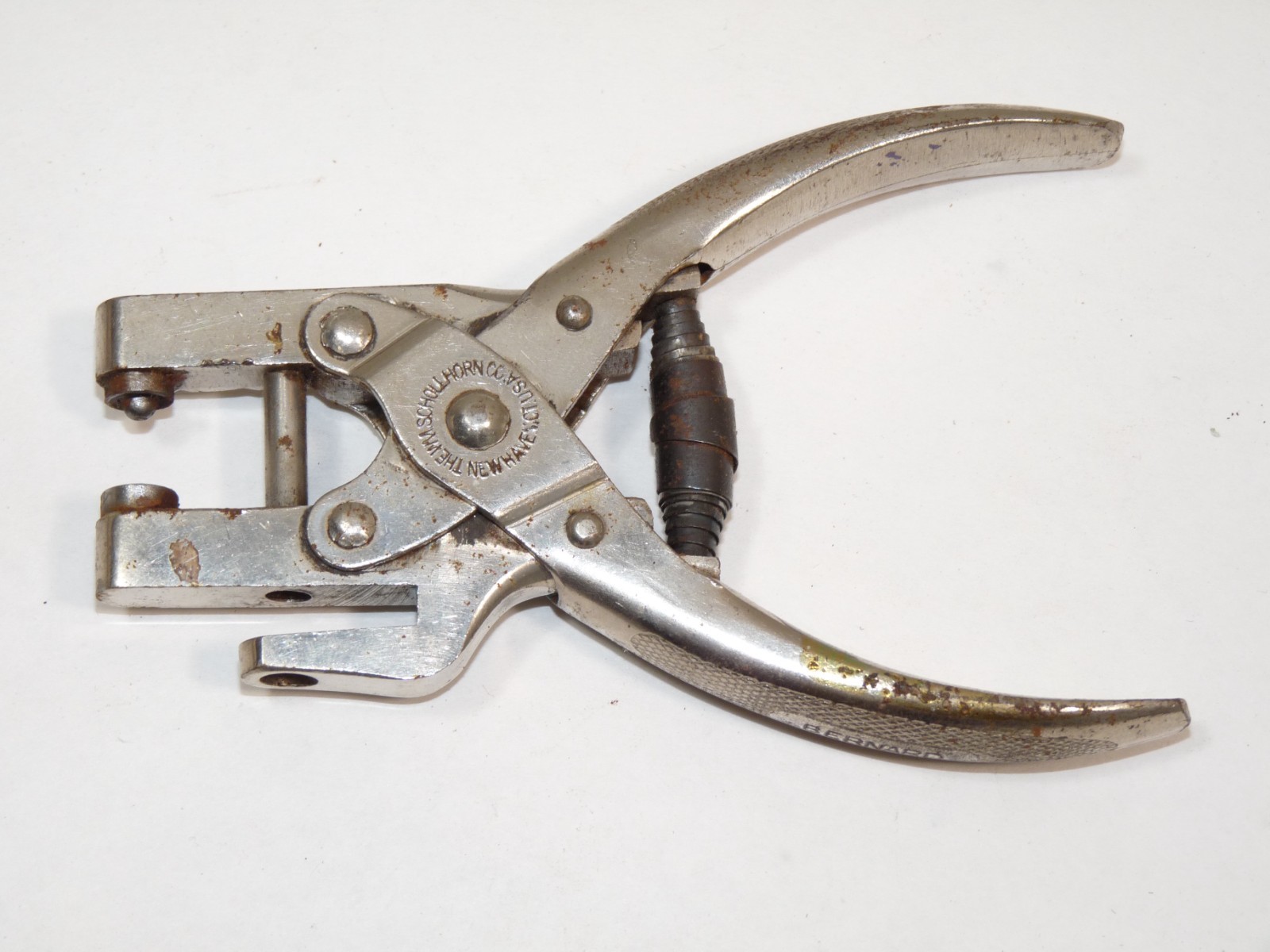 Vintage No. 190 Bernard Triumph 5-1/2” Eyelet Punch Riveting Pliers USA Pat 1913