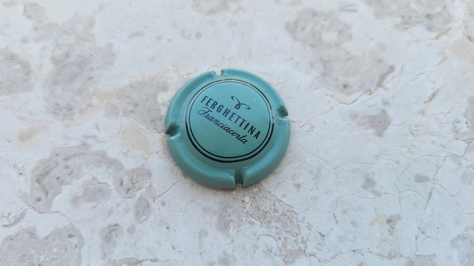 capsula capsule di spumante Lombardia FERGHETTINA