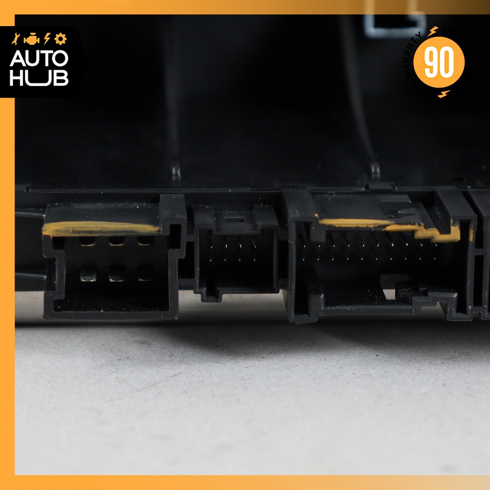 03-12 Mercedes R230 SL500 SL55 AMG Front Left SAM Fuse Box Control Module OEM