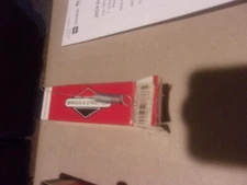 OEM Briggs & Stratton 262041  SPRING